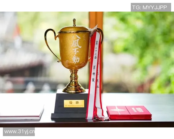 戴奇谈球队适应新战术期待胜利带来更多信心与动力